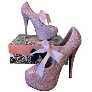 NIB Bordello Teeze-04R Uktra High Stiletto Rhinestone Heels Baby Pink Size 7